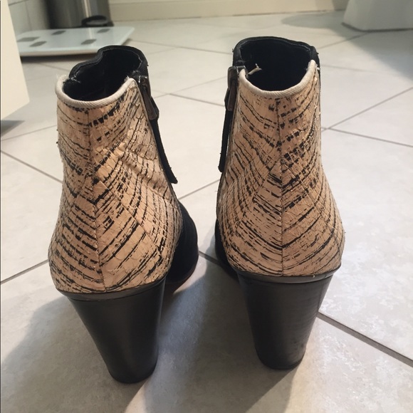 Last call!  suede Dolce vita ankle booties!  7.5 - Picture 5 of 5